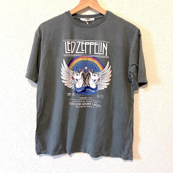 Tops - NWT Led Zeppelin Madison square garden tour 1975